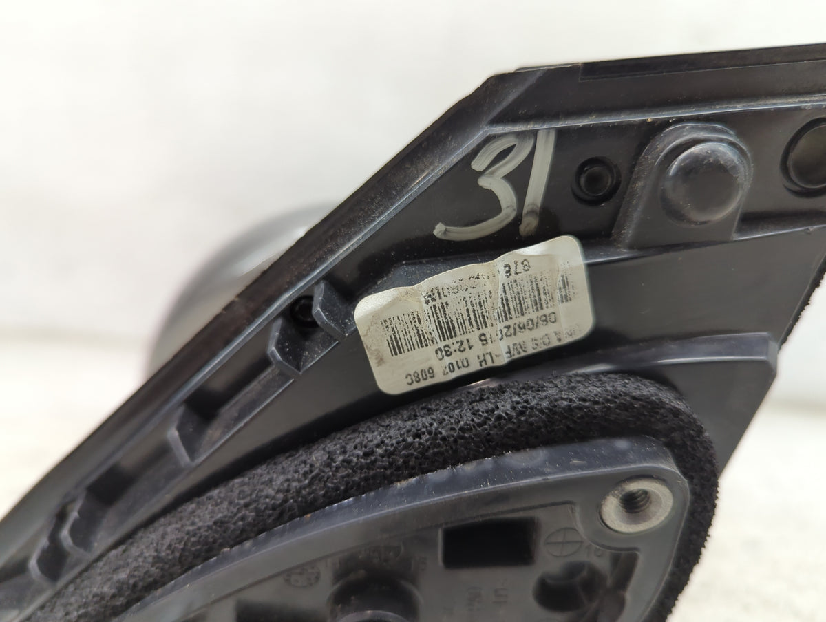 2016-2020 Kia Sorento Driver Side View Mirror - Left Door Mirror OEM Used - Oemusedautoparts1.com