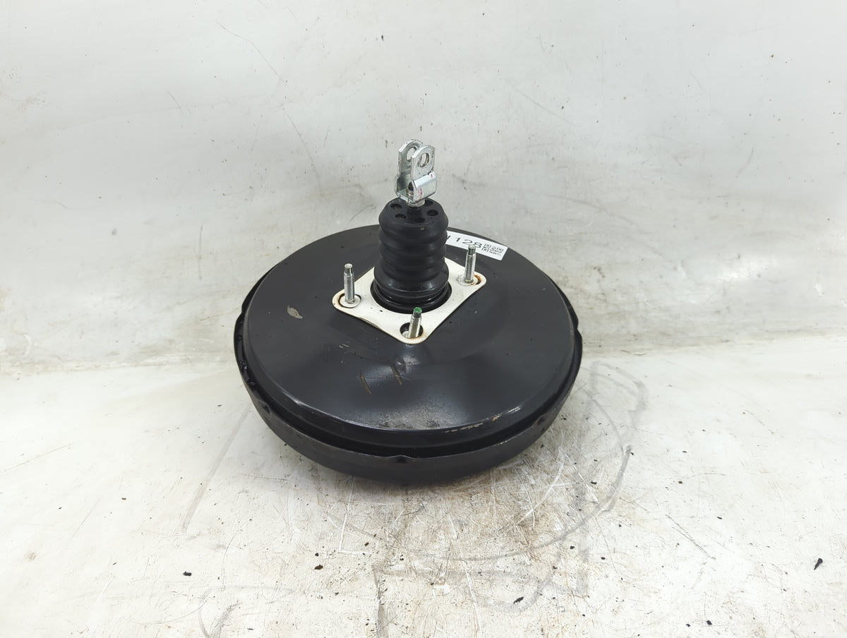 2016-2020 Kia Sorento Power Brake Booster Oem 1501128 - Oemusedautoparts1.com