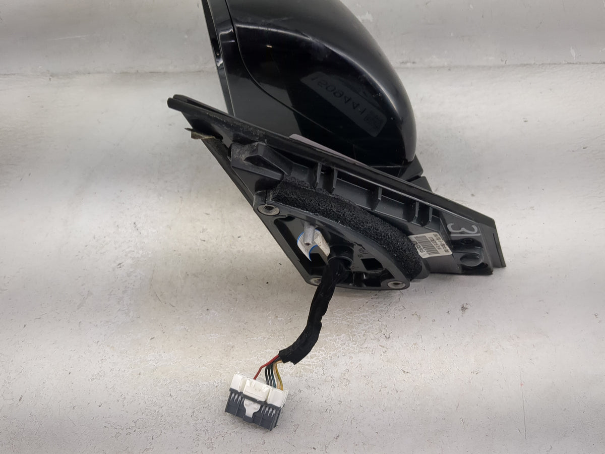 2016-2020 Kia Sorento Driver Side View Mirror - Left Door Mirror OEM Used - Oemusedautoparts1.com