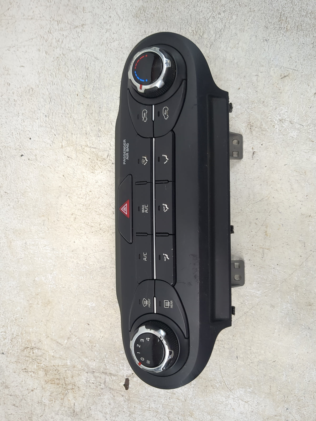2016 Kia Sorento Climate Control Module Temperature AC/Heater Replacement P/N:97250-C6000 Fits OEM Used Auto Parts - Oemused