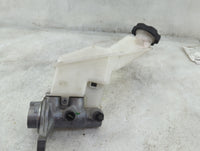 2016-2020 Kia Sorento Brake Master Cylinder 1516110 - Oemusedautoparts1.com