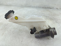 2016-2020 Kia Sorento Brake Master Cylinder 1516110 - Oemusedautoparts1.com