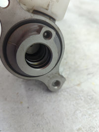 2016-2020 Kia Sorento Brake Master Cylinder 1516110 - Oemusedautoparts1.com