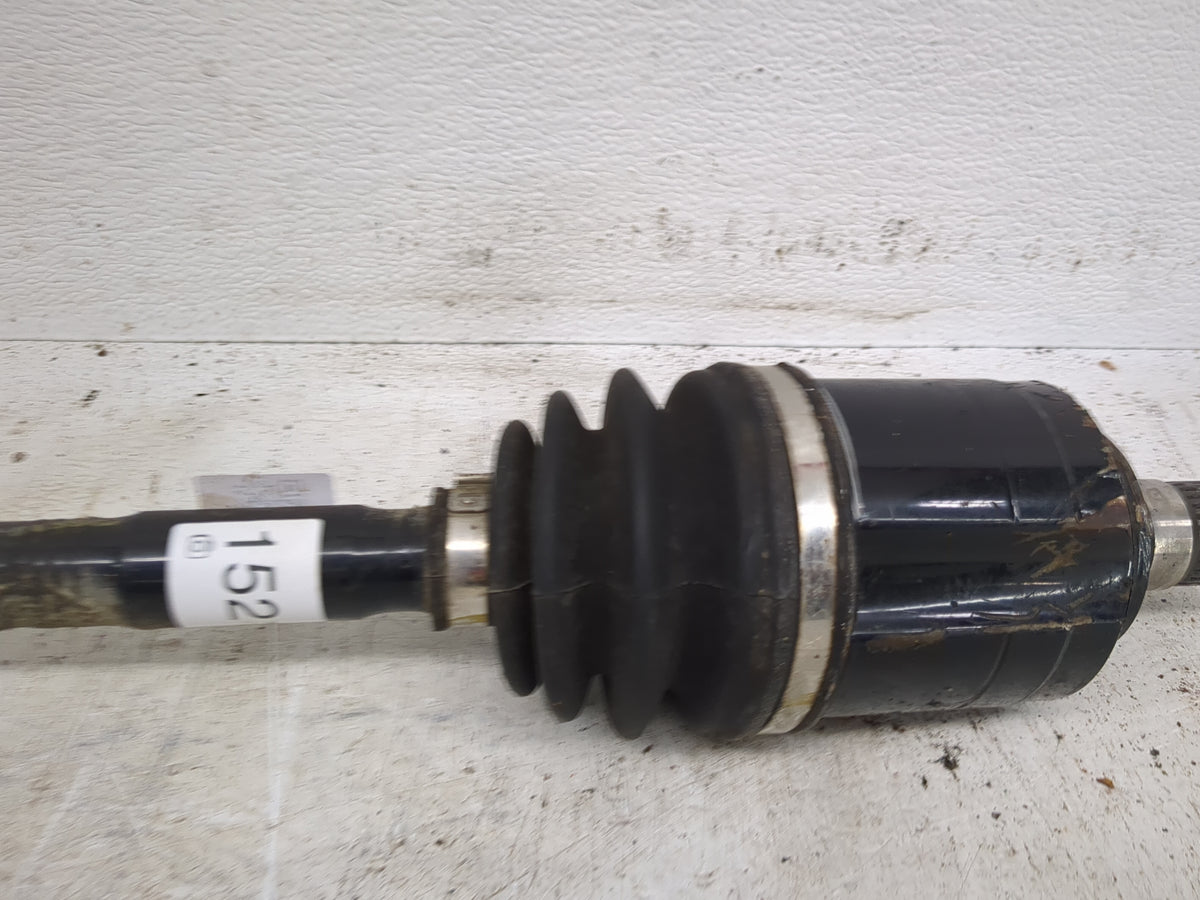 2016-2018 Kia Sorento Axle Shaft Front Driver Cv C/v 1521043 - Oemusedautoparts1.com