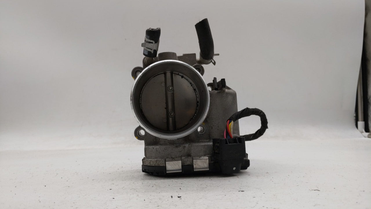 2016-2019 Kia Sorento Throttle Body P/N:0 280 750 618 35100-2G600 Fits Fits 2015 2016 2017 2018 2019 OEM Used Auto Parts - O