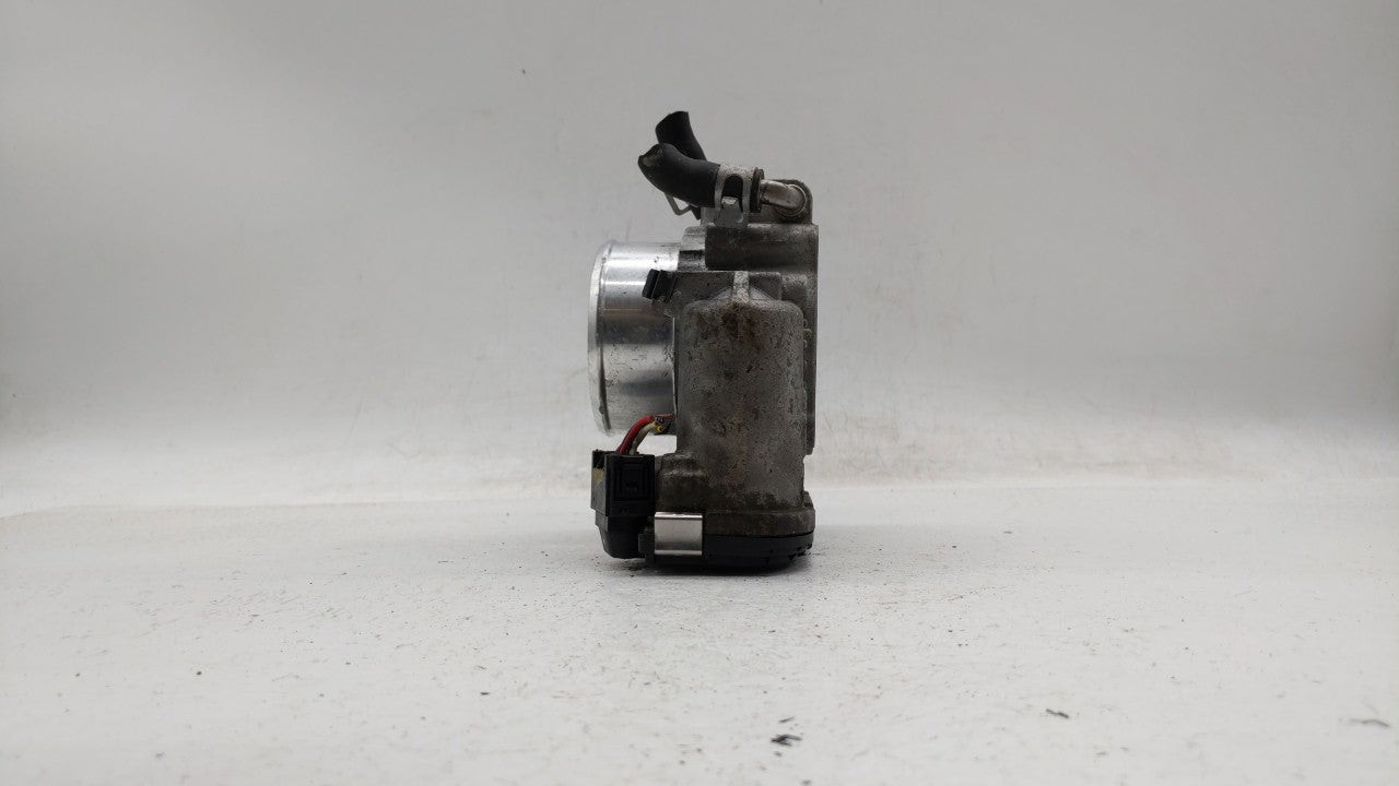 2016-2019 Kia Sorento Throttle Body P/N:0 280 750 618 35100-2G600 Fits Fits 2015 2016 2017 2018 2019 OEM Used Auto Parts - O