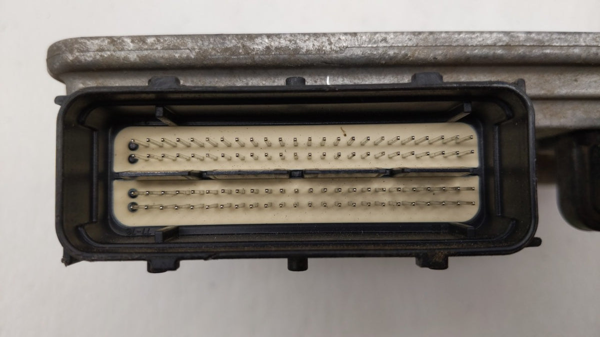 2016-2017 Kia Sorento PCM Engine Control Computer ECU ECM PCU OEM P/N:39101-3CWN0 39101-3CWN1 Fits 2016 2017 OEM Used Auto P