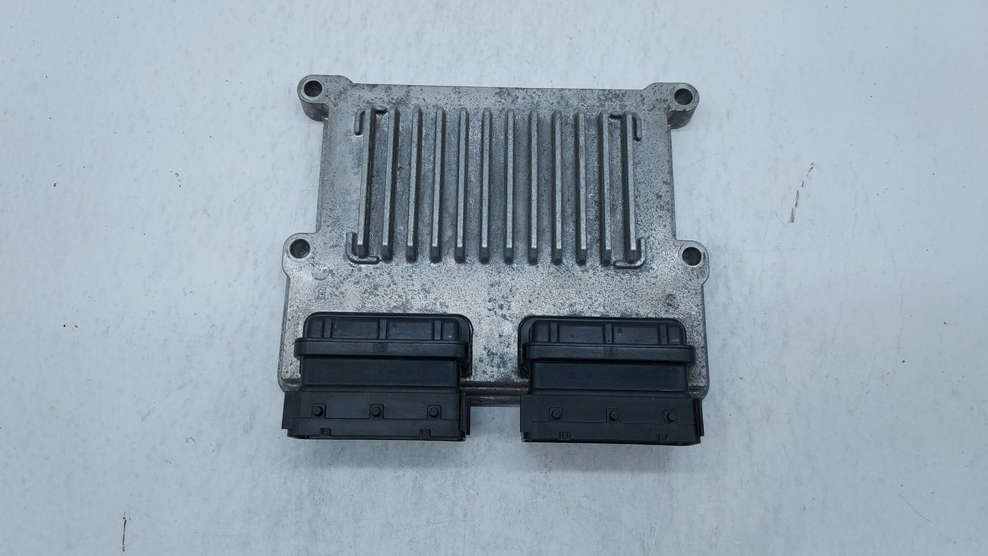 2016-2017 Kia Sorento PCM Engine Control Computer ECU ECM PCU OEM P/N:39101-3CWN0 39101-3CWN1 Fits Fits 2016 2017 OEM Used A