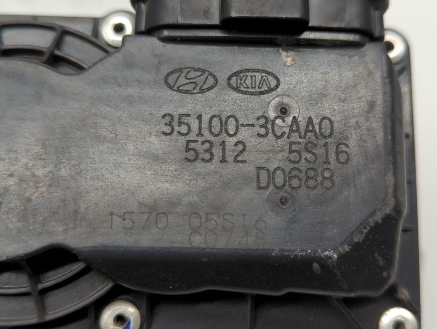 2014-2018 Kia Sorento Throttle Body P/N:5312 7S14 5310 4P18, 35100-3CAA0 Fits Fits 2012 2013 2014 2015 2016 2017 2018 OEM Us
