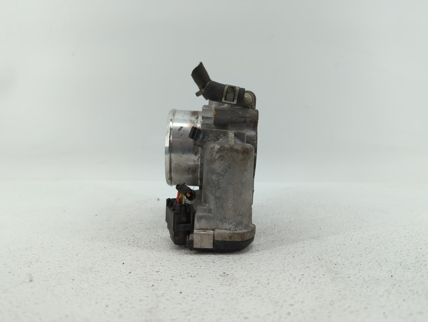 2016-2019 Kia Sorento Throttle Body P/N:0 280 750 618 35100-2G600 Fits Fits 2015 2016 2017 2018 2019 OEM Used Auto Parts - O