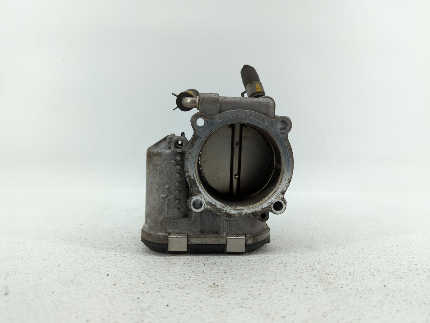 2016-2019 Kia Sorento Throttle Body P/N:0 280 750 618 35100-2G600 Fits Fits 2015 2016 2017 2018 2019 OEM Used Auto Parts - O