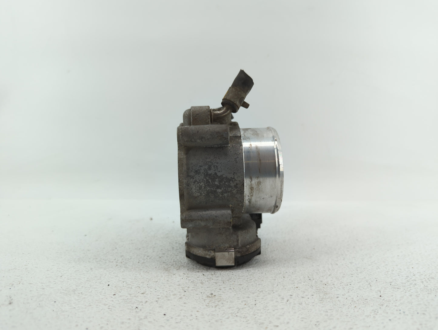 2016-2019 Kia Sorento Throttle Body P/N:0 280 750 618 35100-2G600 Fits Fits 2015 2016 2017 2018 2019 OEM Used Auto Parts - O
