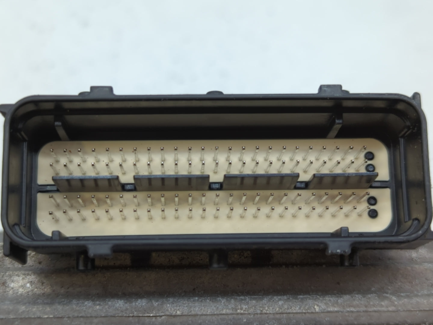 2016-2017 Kia Sorento PCM Engine Control Computer ECU ECM PCU OEM P/N:39101-3CWN0 39101-3CWN1 Fits Fits 2016 2017 OEM Used A