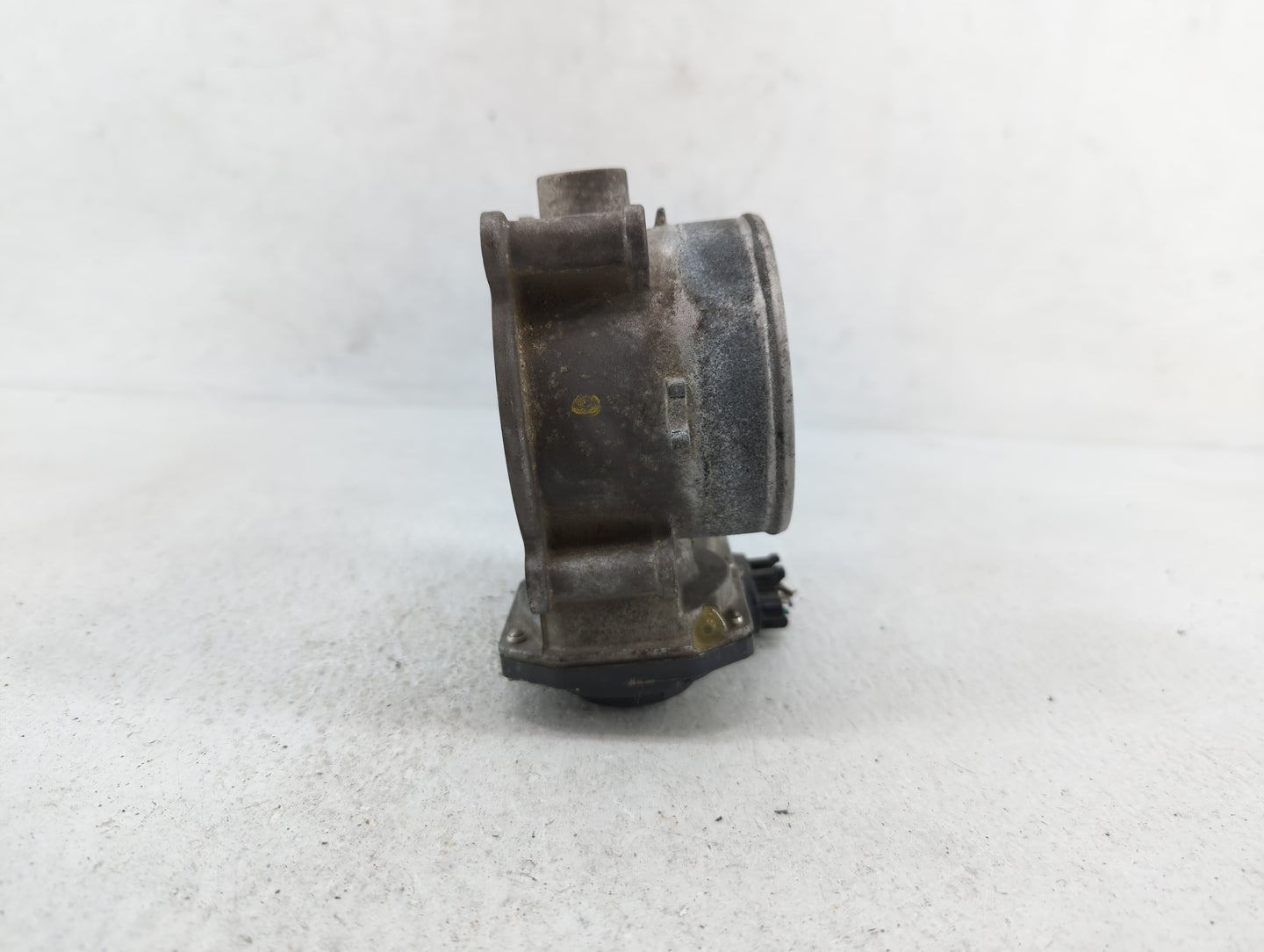 2014-2018 Kia Sorento Throttle Body P/N:35100-3CAA0 Fits Fits 2012 2013 2014 2015 2016 2017 2018 OEM Used Auto Parts - Oemus