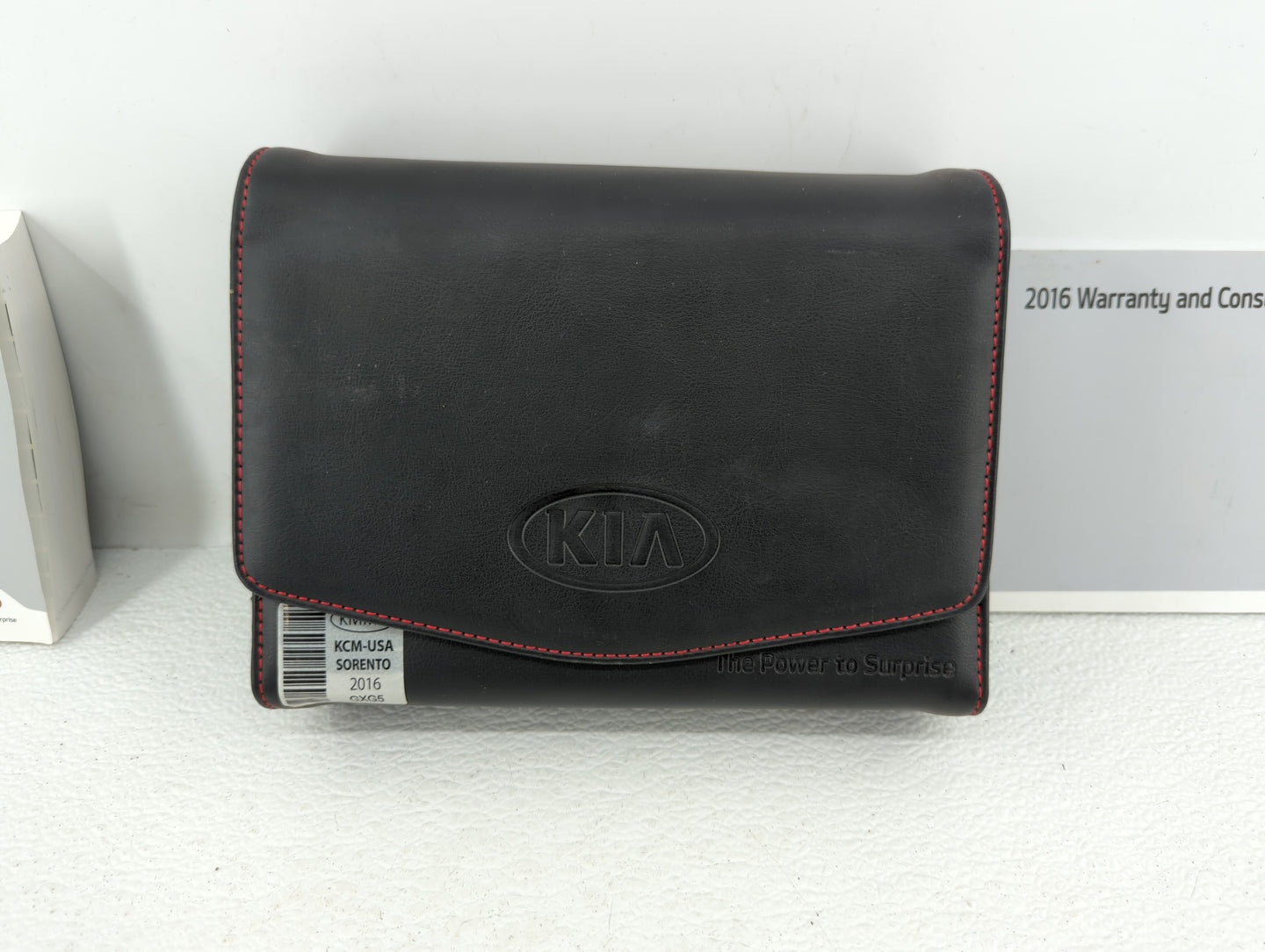2016 Kia Sorento Owners Manual Book Guide OEM Used Auto Parts - Oemusedautoparts1.com