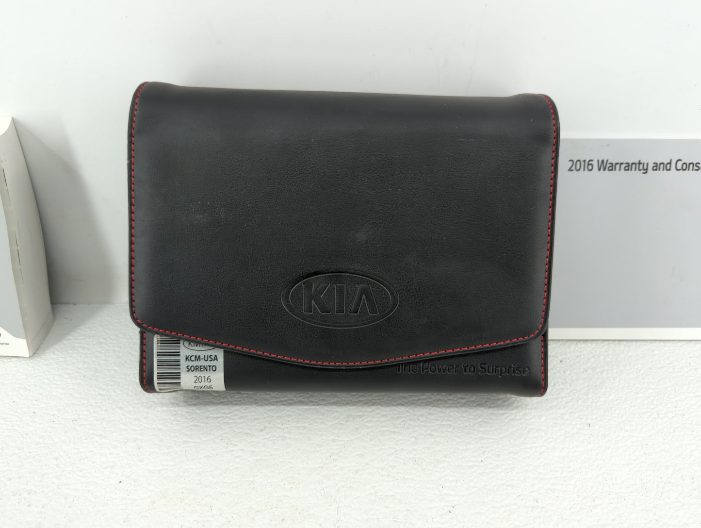 2016 Kia Sorento Owners Manual Book Guide OEM Used Auto Parts - Oemusedautoparts1.com