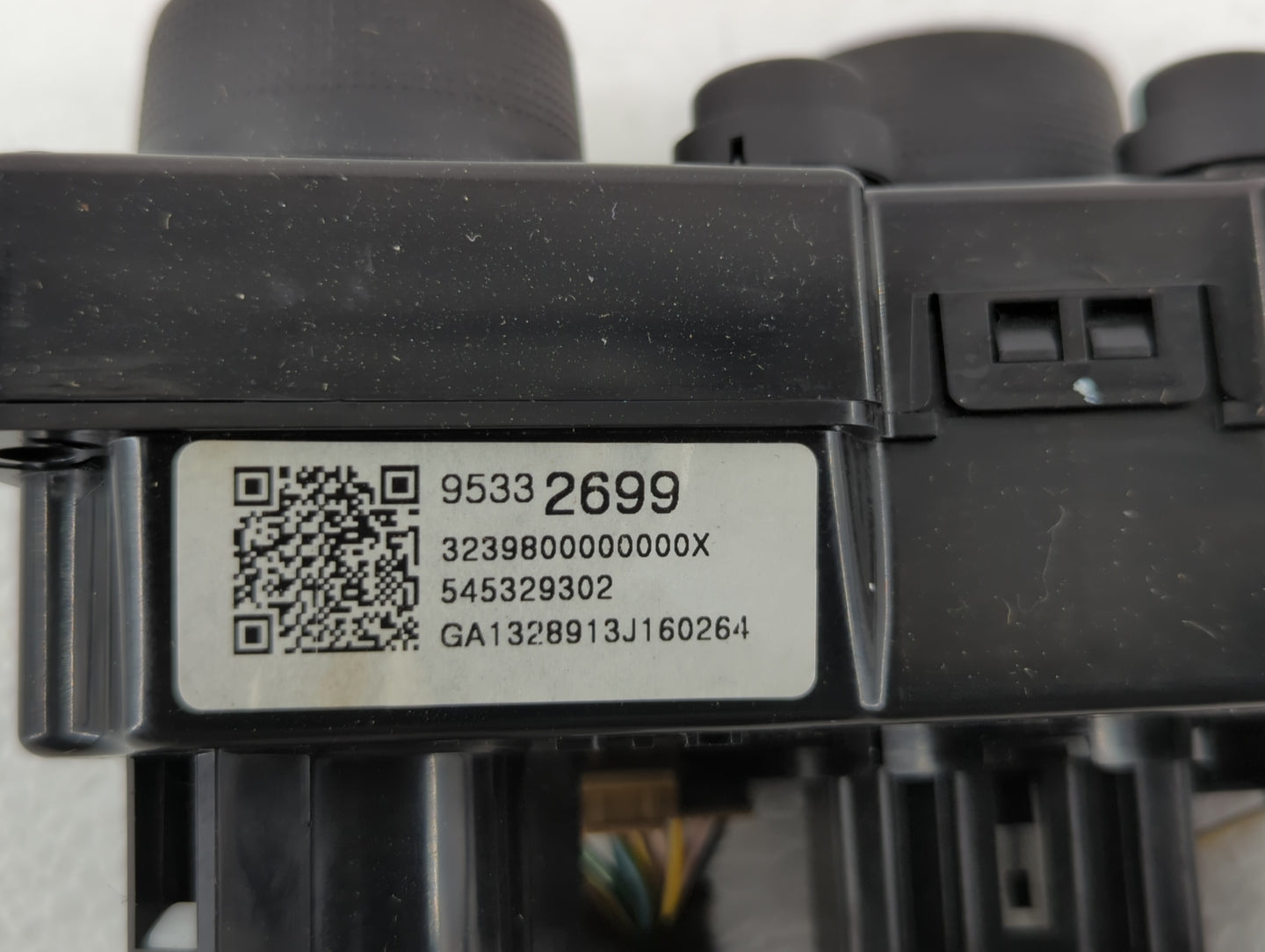 2016 Kia Sorento Climate Control Module Temperature AC/Heater Replacement P/N:95332699 97250-C6300 Fits OEM Used Auto Parts 