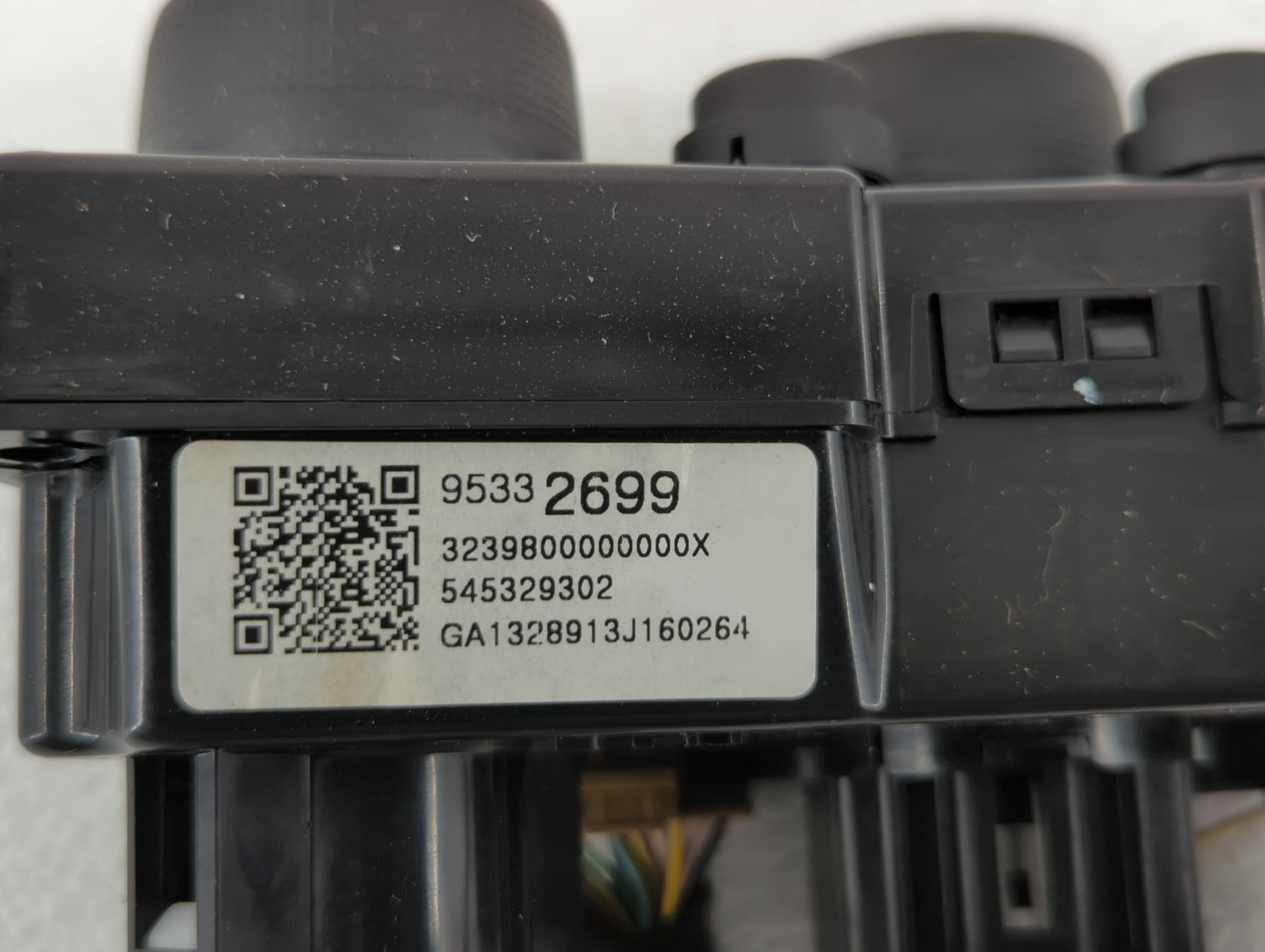 2016 Kia Sorento Climate Control Module Temperature AC/Heater Replacement P/N:95332699 97250-C6300 Fits OEM Used Auto Parts 