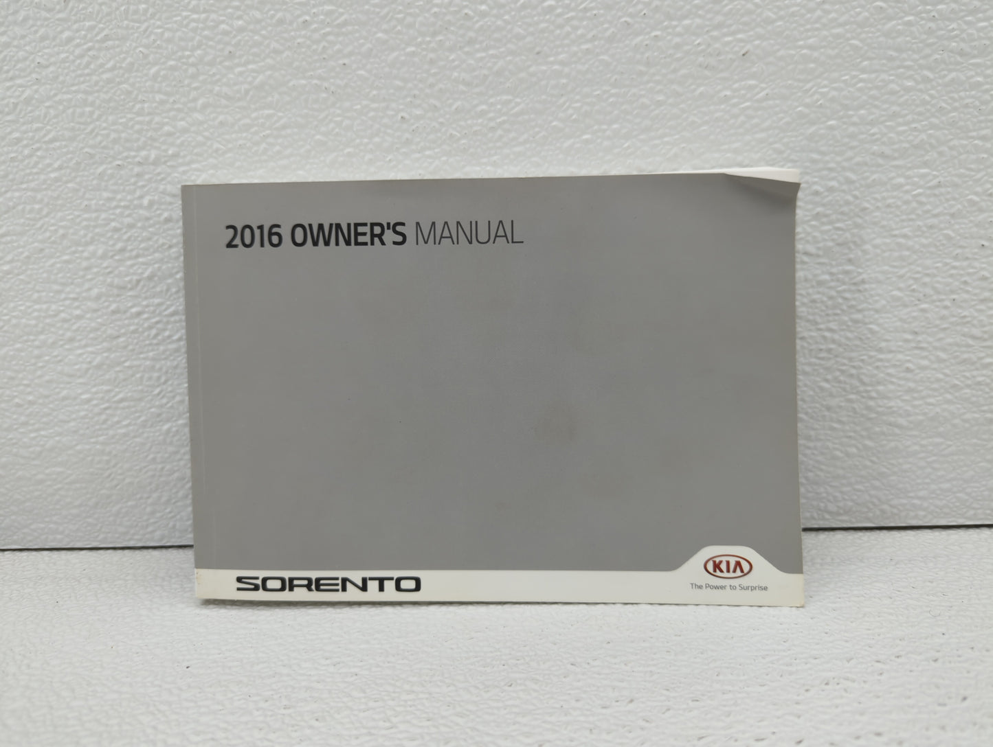 2016 Kia Sorento Owners Manual Book Guide OEM Used Auto Parts - Oemusedautoparts1.com