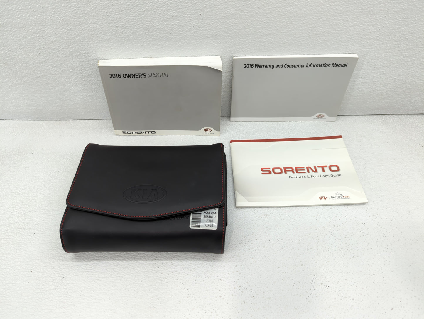 2016 Kia Sorento Owners Manual Book Guide OEM Used Auto Parts - Oemusedautoparts1.com