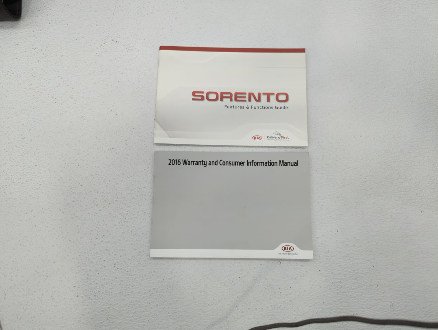2016 Kia Sorento Owners Manual Book Guide OEM Used Auto Parts - Oemusedautoparts1.com