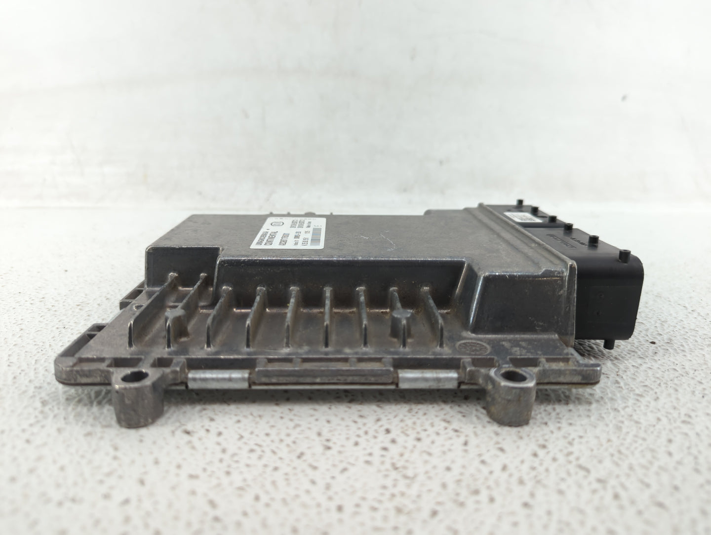 2016 Kia Sorento PCM Engine Control Computer ECU ECM PCU OEM P/N:39100-2GTC1 39130-2GTC1 Fits OEM Used Auto Parts - Oemuseda