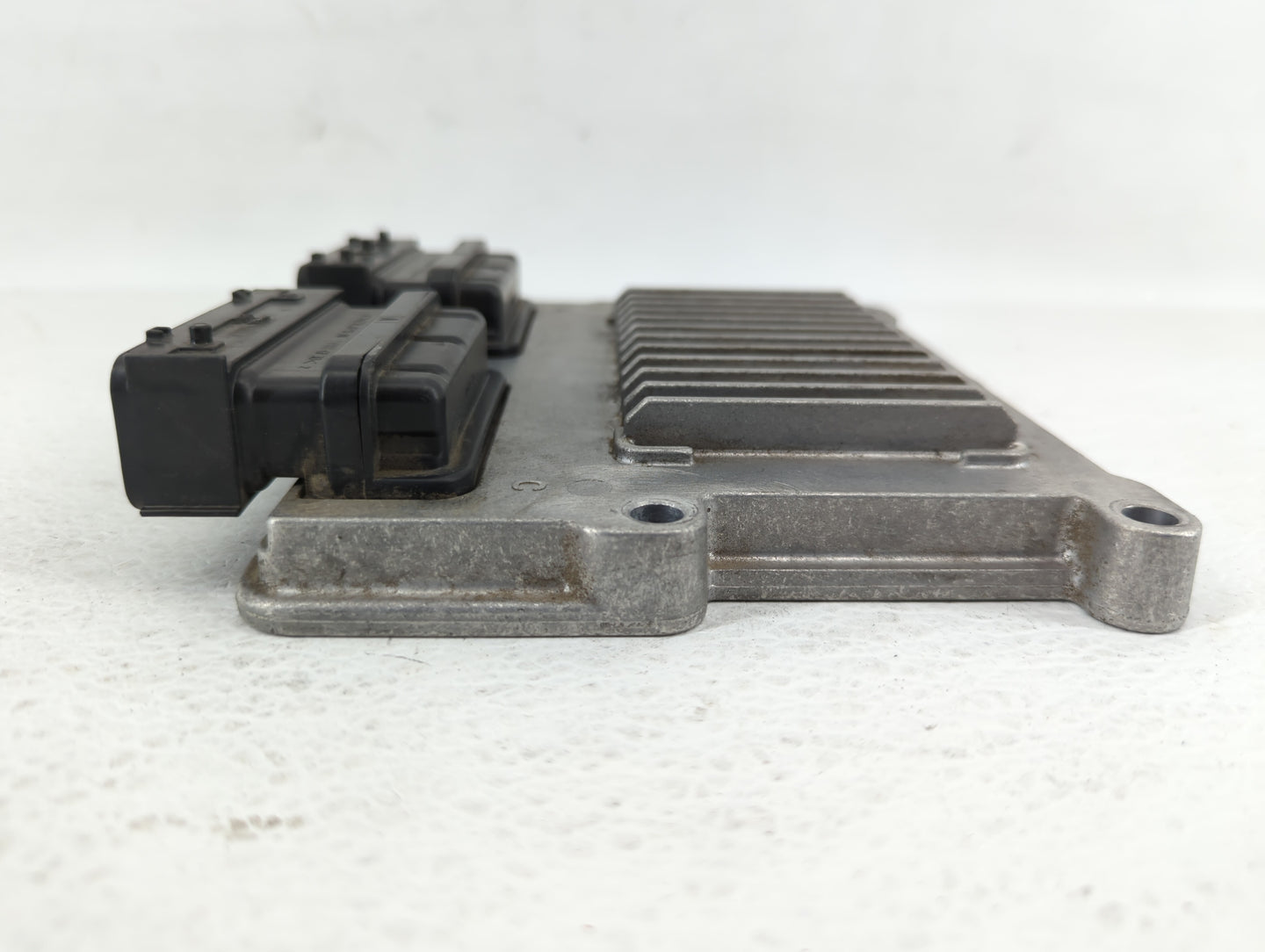 2016-2018 Kia Sorento PCM Engine Control Computer ECU ECM PCU OEM P/N:39101-3CWN0 39111-3CWN0 Fits Fits 2016 2017 2018 OEM U