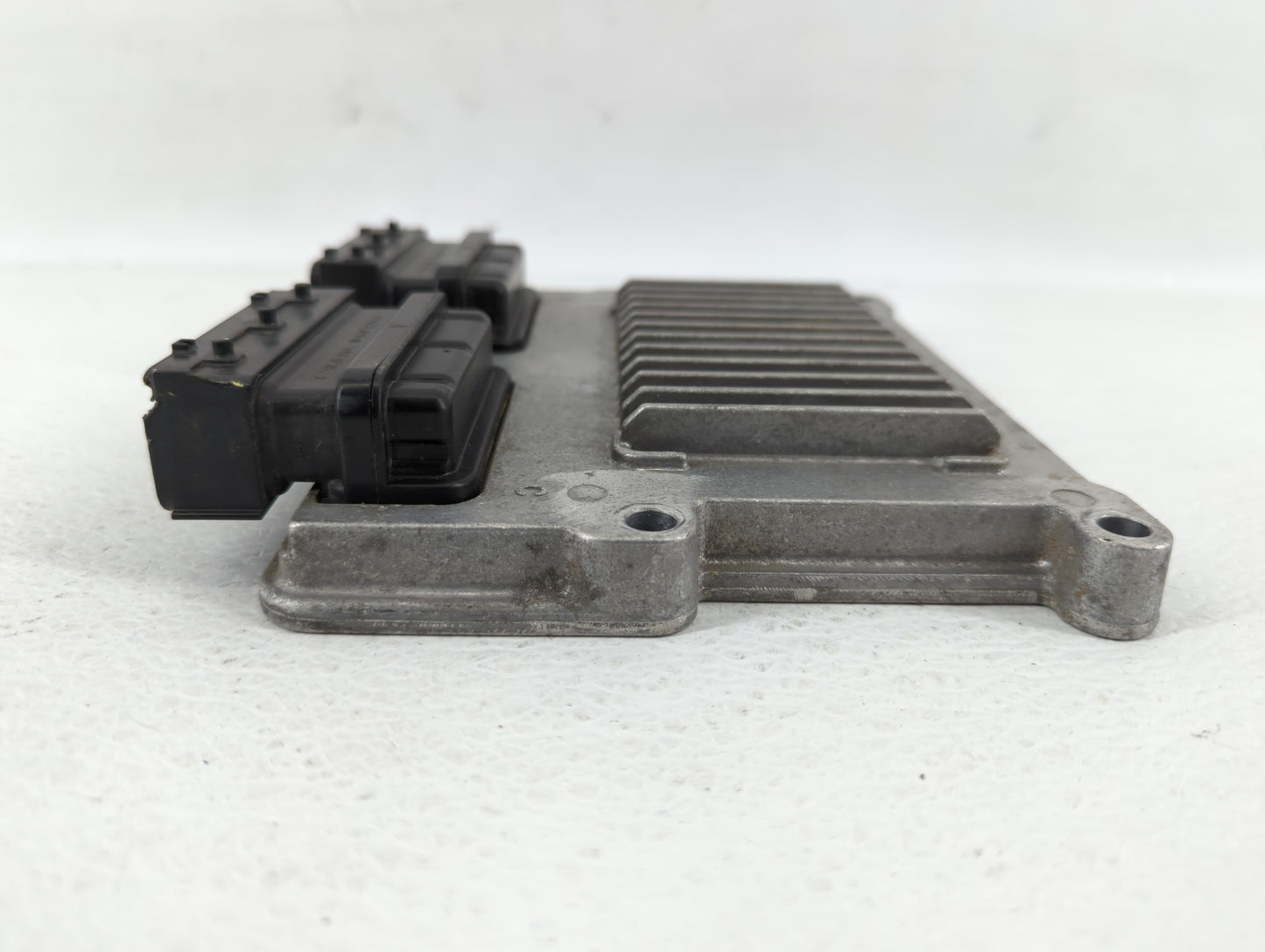 2016-2017 Kia Sorento PCM Engine Control Computer ECU ECM PCU OEM P/N:39101-3CWN0 Fits Fits 2016 2017 OEM Used Auto Parts - 