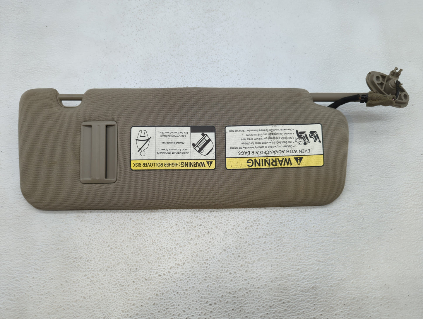2016-2020 Kia Sorento Sun Visor Shade Replacement Driver Left Mirror Fits Fits 2016 2017 2018 2019 2020 OEM Used Auto Parts 