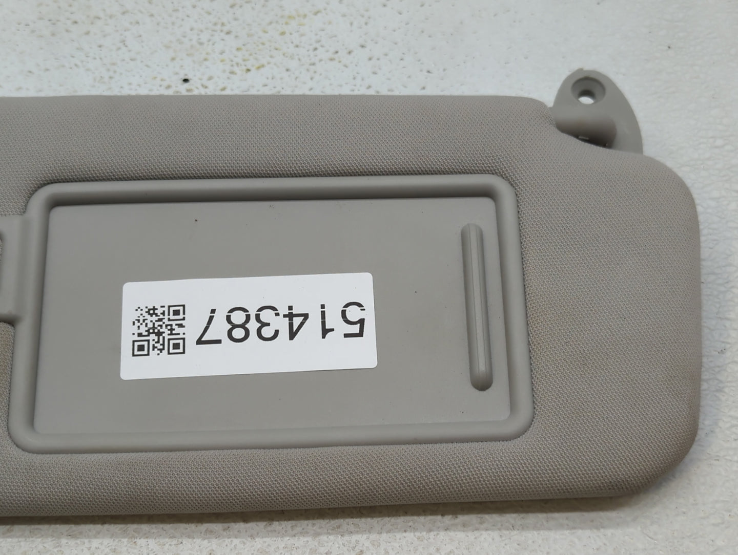 2016-2020 Kia Sorento Sun Visor Shade Replacement Passenger Right Mirror Fits Fits 2016 2017 2018 2019 2020 OEM Used Auto Pa