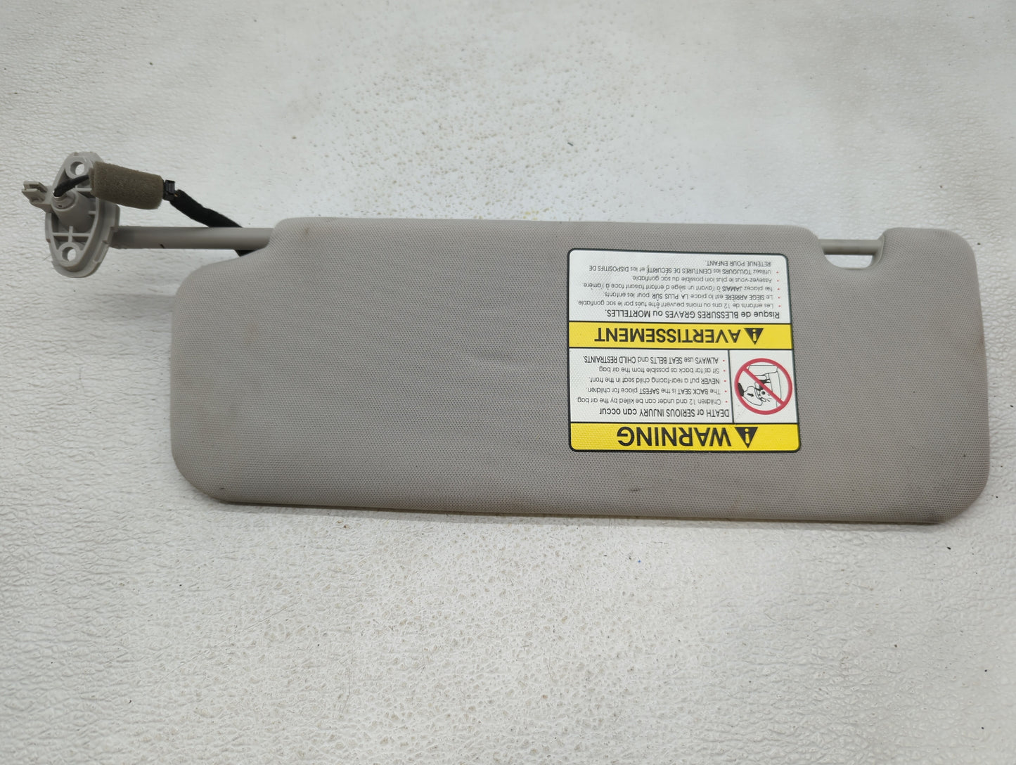 2016-2020 Kia Sorento Sun Visor Shade Replacement Passenger Right Mirror Fits Fits 2016 2017 2018 2019 2020 OEM Used Auto Pa