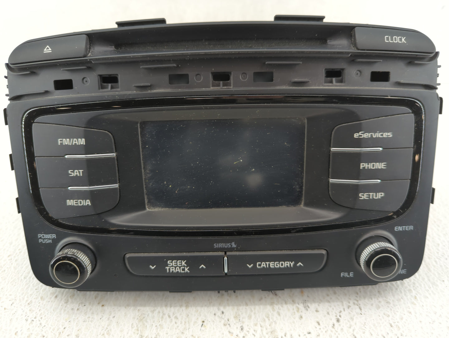 2016-2018 Kia Sorento Am Fm Cd Player Radio Receiver - Oemusedautoparts1.com