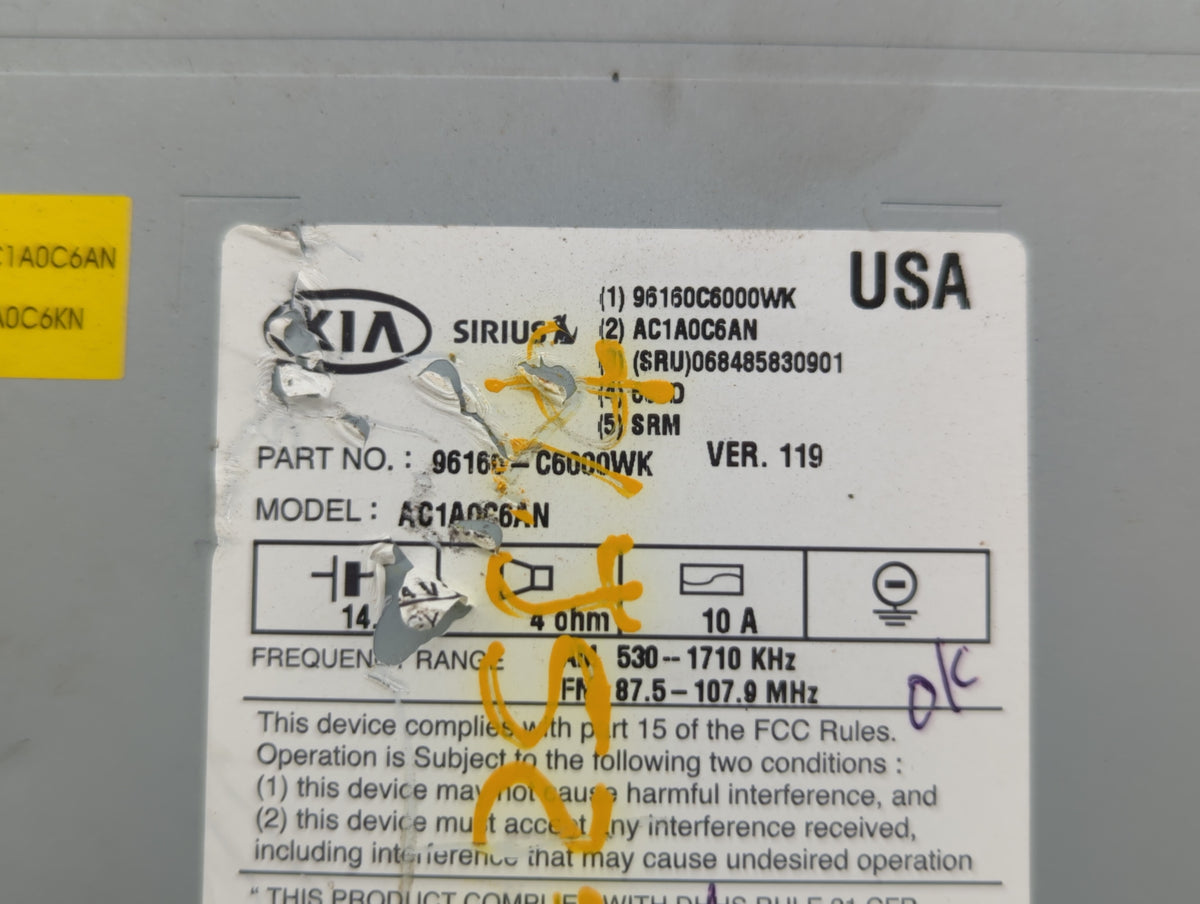 2016-2018 Kia Sorento Am Fm Cd Player Radio Receiver 518488 - Oemusedautoparts1.com