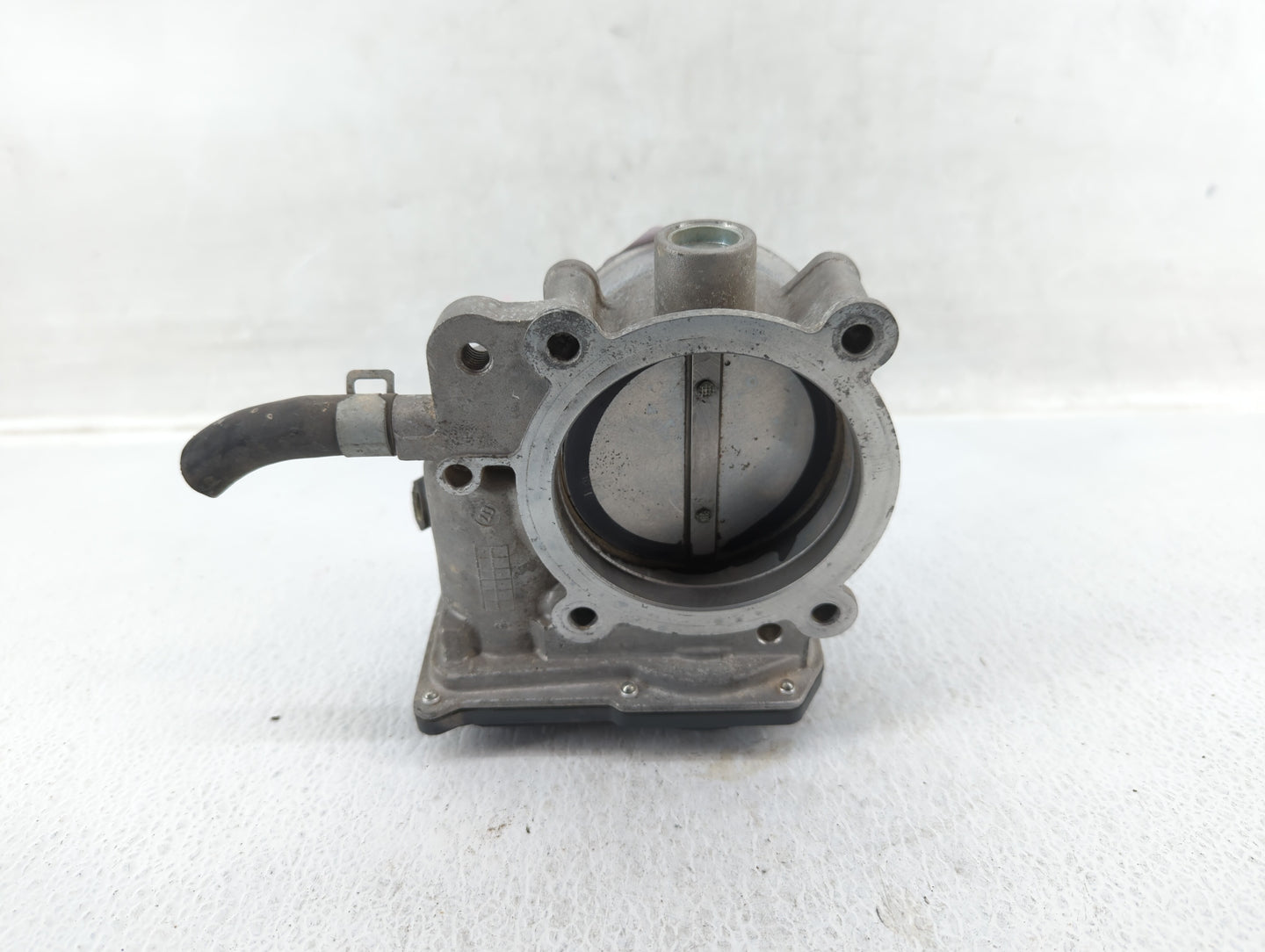 2014-2018 Kia Sorento Throttle Body P/N:35100-3CAA0 Fits Fits 2012 2013 2014 2015 2016 2017 2018 OEM Used Auto Parts - Oemus