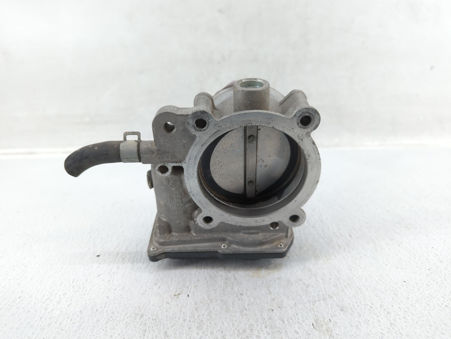 2014-2018 Kia Sorento Throttle Body P/N:35100-3CAA0 Fits Fits 2012 2013 2014 2015 2016 2017 2018 OEM Used Auto Parts - Oemus