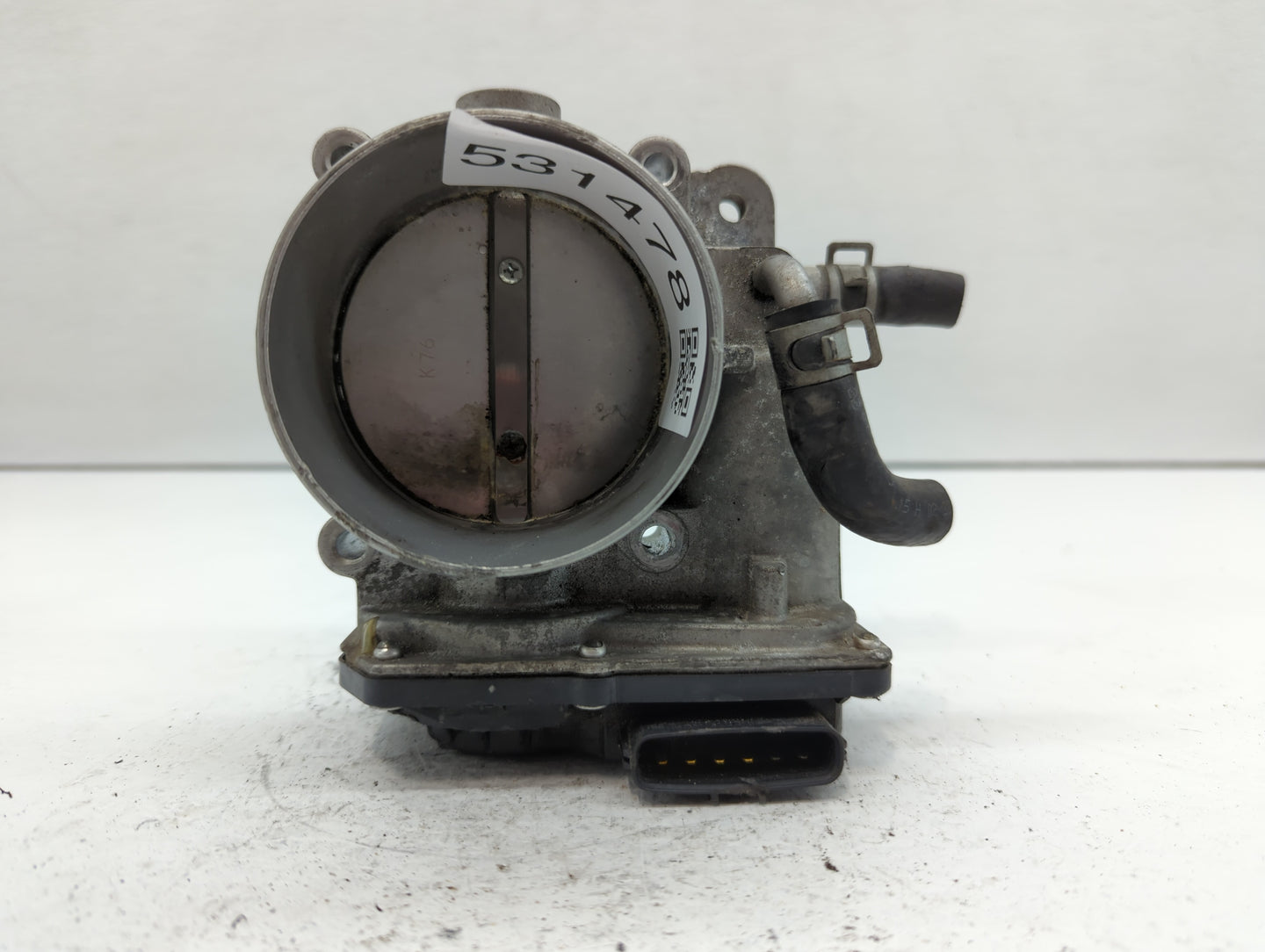 2014-2018 Kia Sorento Throttle Body P/N:35100-3CAA0 Fits Fits 2012 2013 2014 2015 2016 2017 2018 OEM Used Auto Parts - Oemus