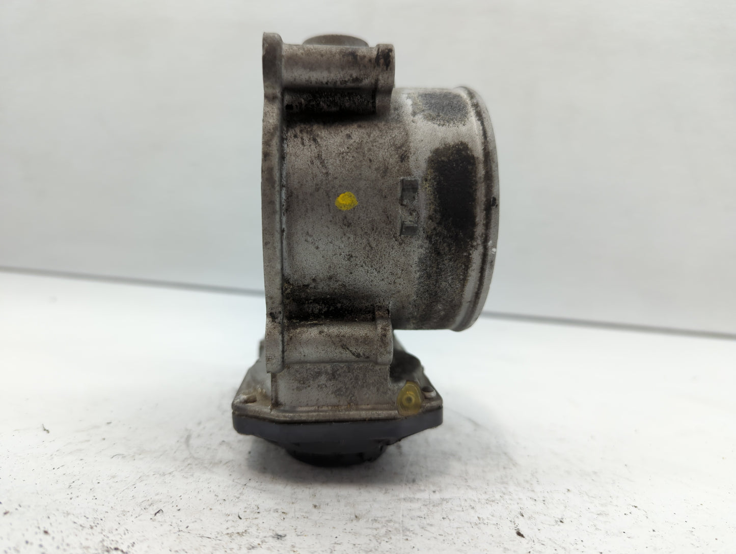 2014-2018 Kia Sorento Throttle Body P/N:35100-3CAA0 Fits Fits 2012 2013 2014 2015 2016 2017 2018 OEM Used Auto Parts - Oemus