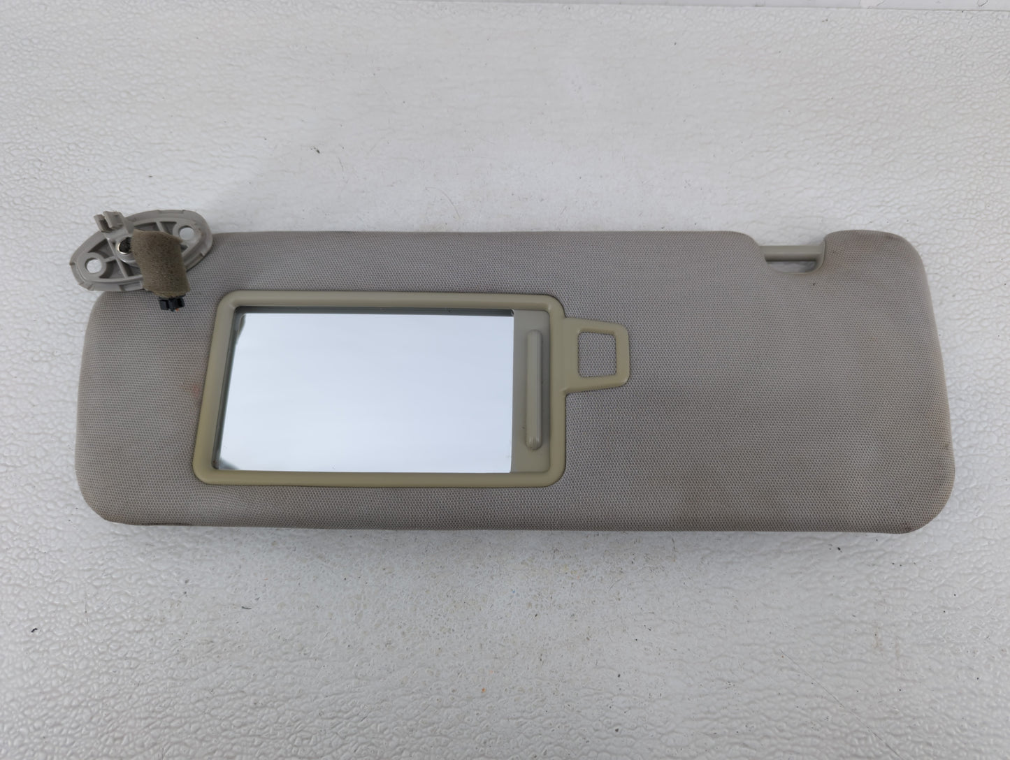 2016-2020 Kia Sorento Sun Visor Shade Replacement Driver Left Mirror Fits Fits 2016 2017 2018 2019 2020 OEM Used Auto Parts 