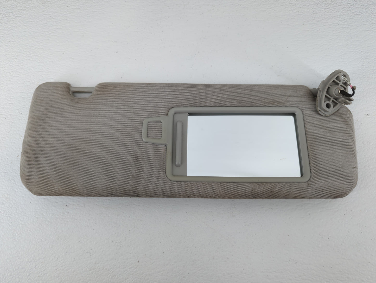 2016-2020 Kia Sorento Sun Visor Shade Replacement Passenger Right Mirror Fits Fits 2016 2017 2018 2019 2020 OEM Used Auto Pa