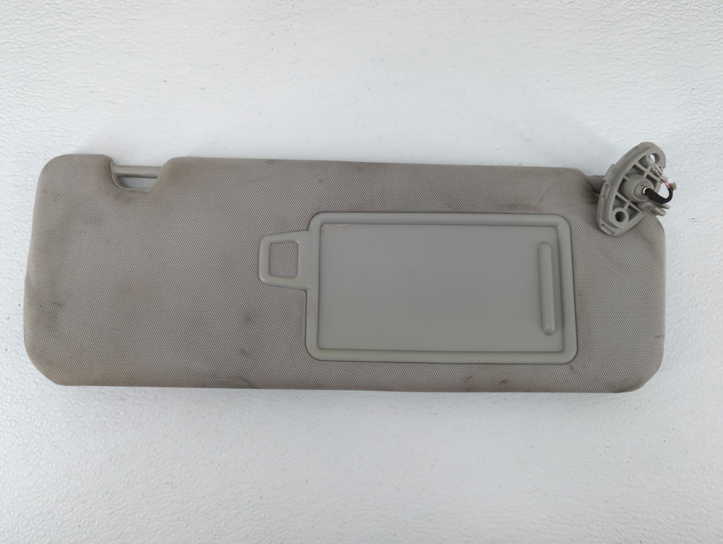 2016-2020 Kia Sorento Sun Visor Shade Replacement Passenger Right Mirror Fits Fits 2016 2017 2018 2019 2020 OEM Used Auto Pa