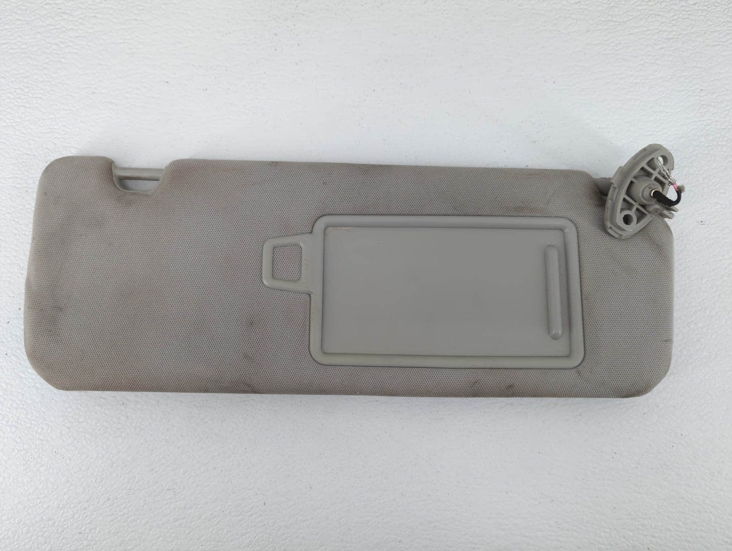 2016-2020 Kia Sorento Sun Visor Shade Replacement Passenger Right Mirror Fits Fits 2016 2017 2018 2019 2020 OEM Used Auto Pa