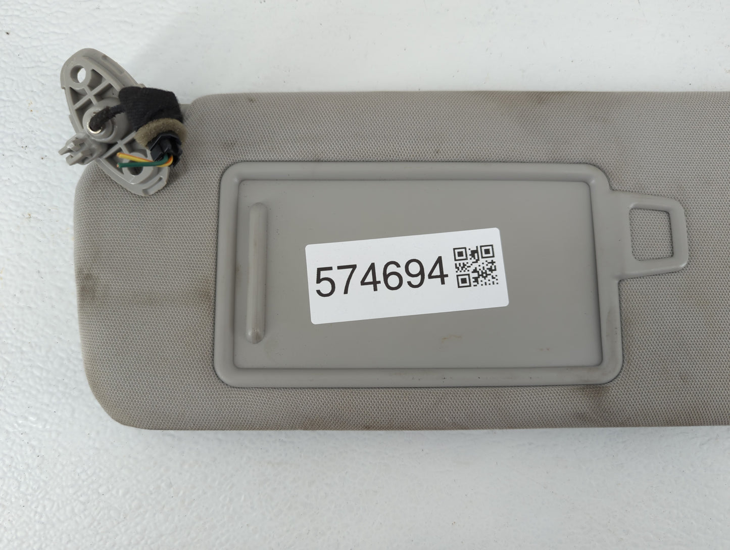 2016-2020 Kia Sorento Sun Visor Shade Replacement Driver Left Mirror Fits Fits 2016 2017 2018 2019 2020 OEM Used Auto Parts 