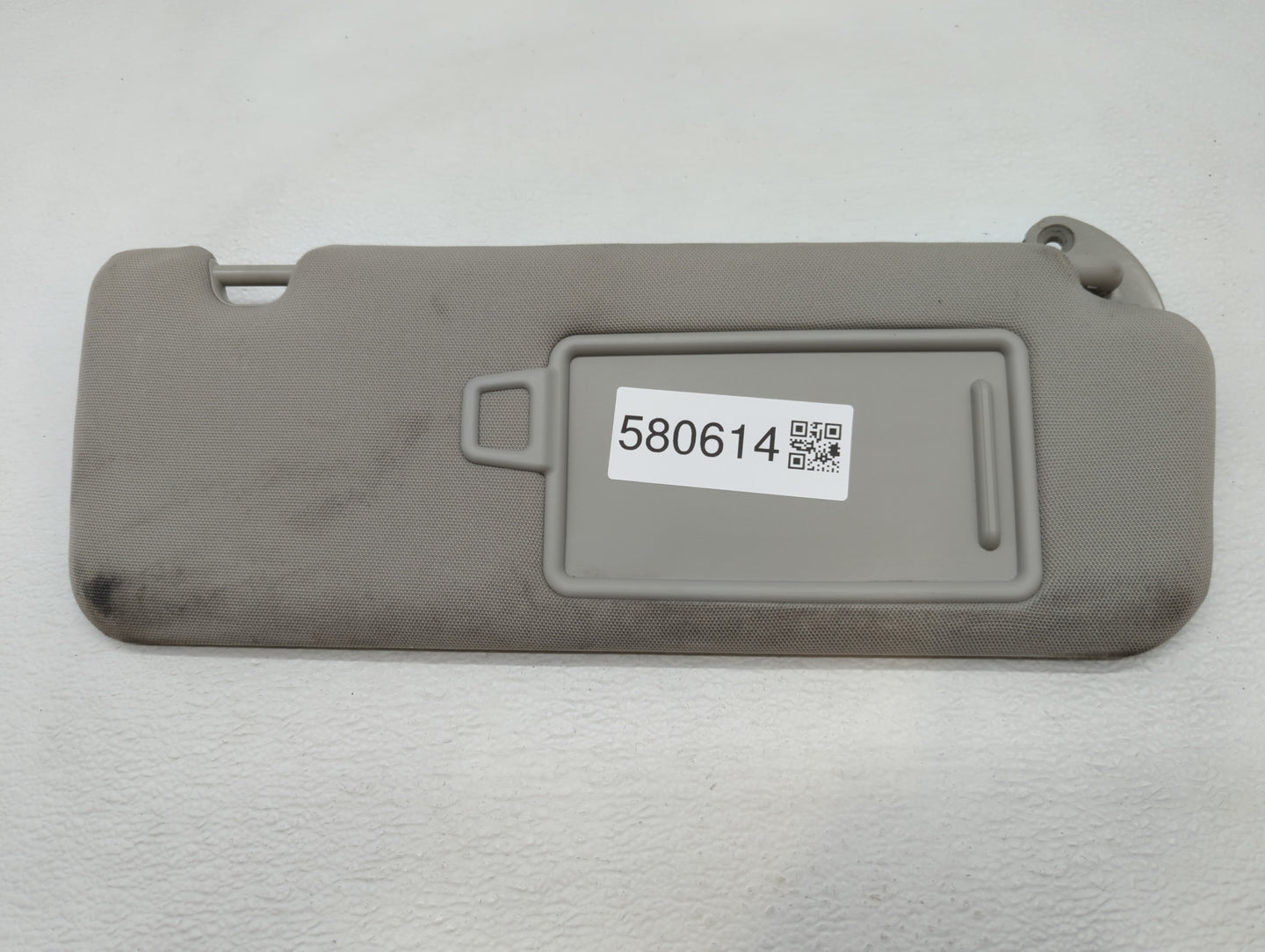 2016-2020 Kia Sorento Sun Visor Shade Replacement Passenger Right Mirror Fits Fits 2016 2017 2018 2019 2020 OEM Used Auto Pa