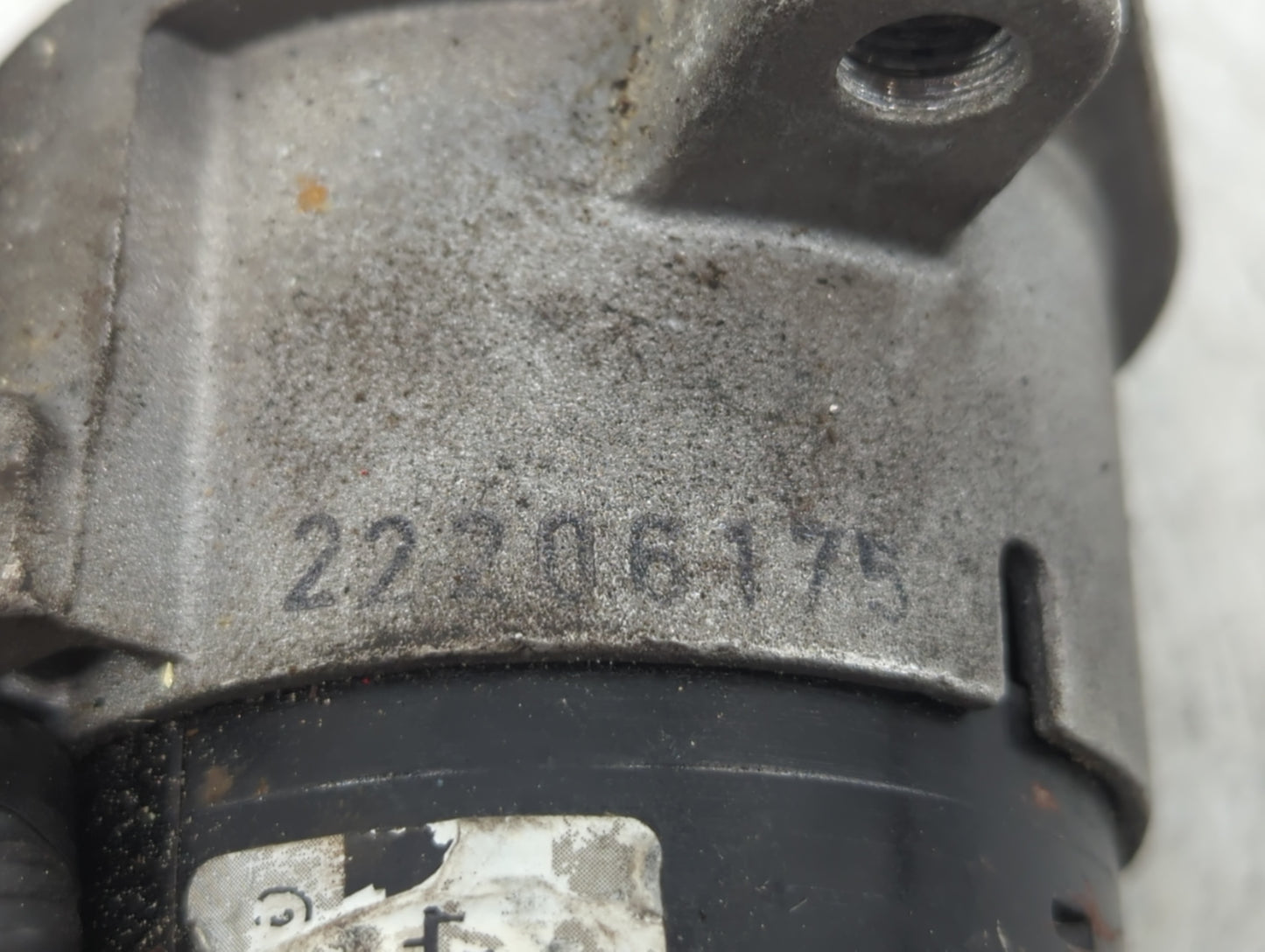 2016-2020 Kia Sorento Car Starter Motor Solenoid OEM P/N:22206175 Fits Fits 2015 2016 2017 2018 2019 2020 OEM Used Auto Part