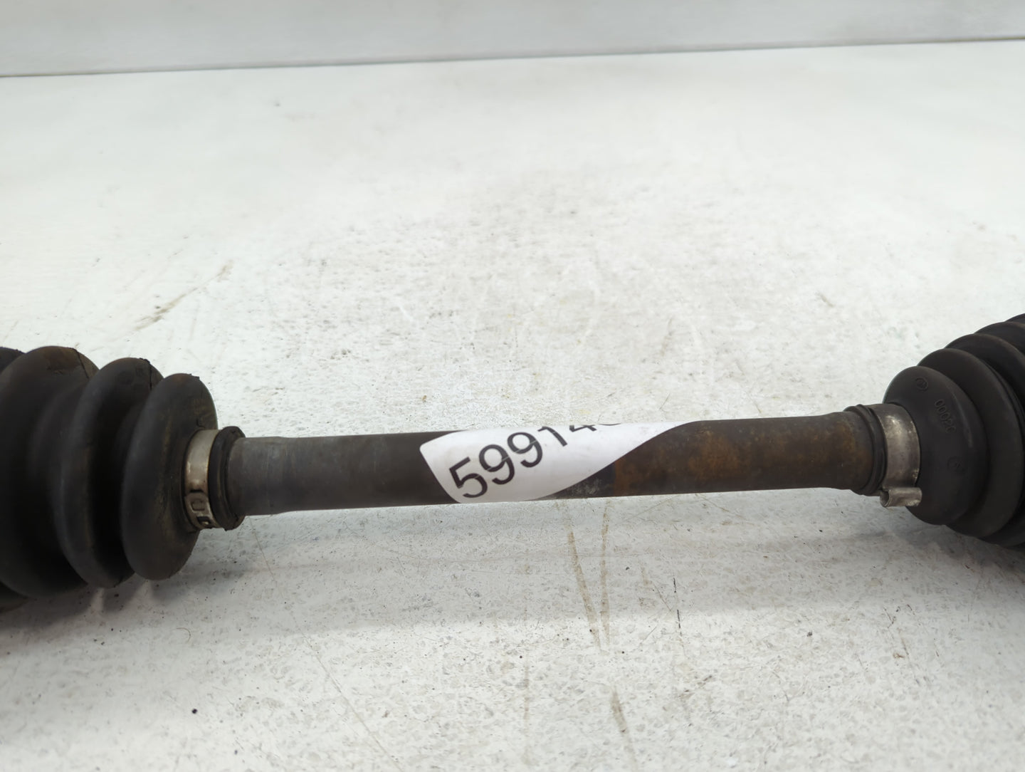 2016-2018 Kia Sorento Axle Shaft Front Driver Cv C/v - Oemusedautoparts1.com
