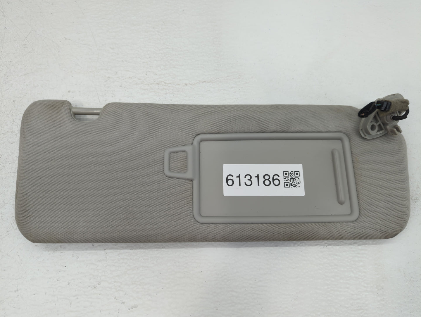 2016-2020 Kia Sorento Sun Visor Shade Replacement Passenger Right Mirror Fits Fits 2016 2017 2018 2019 2020 OEM Used Auto Pa