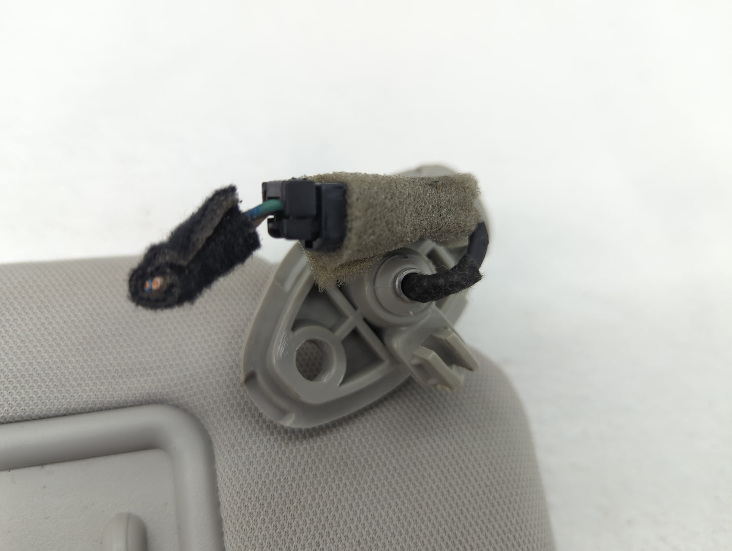 2016-2020 Kia Sorento Sun Visor Shade Replacement Passenger Right Mirror Fits Fits 2016 2017 2018 2019 2020 OEM Used Auto Pa