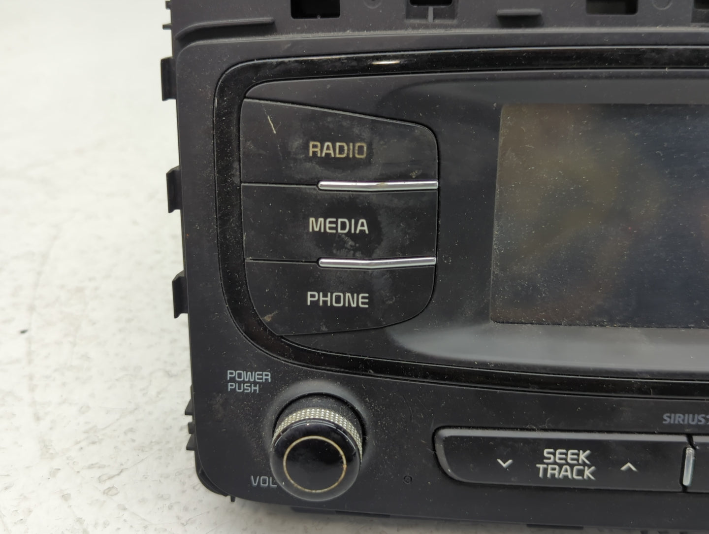 2016-2018 Kia Sorento Radio AM FM Cd Player Receiver Replacement P/N:96180-C6000WK Fits Fits 2016 2017 2018 OEM Used Auto Pa