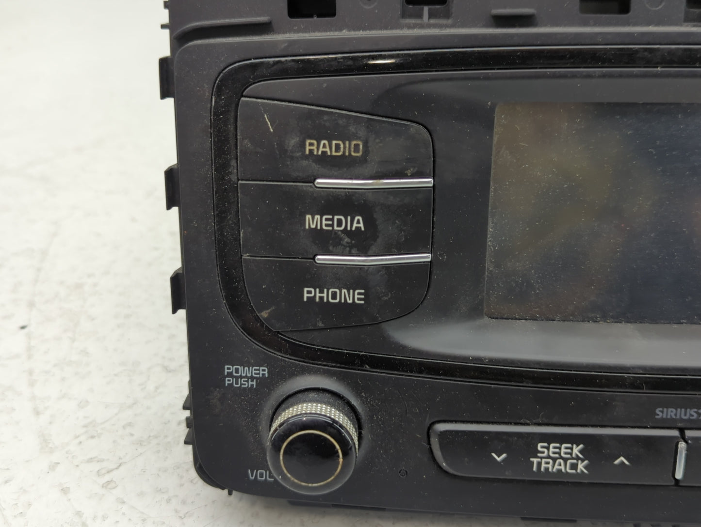 2016-2018 Kia Sorento Radio AM FM Cd Player Receiver Replacement P/N:96180-C6000WK Fits Fits 2016 2017 2018 OEM Used Auto Pa