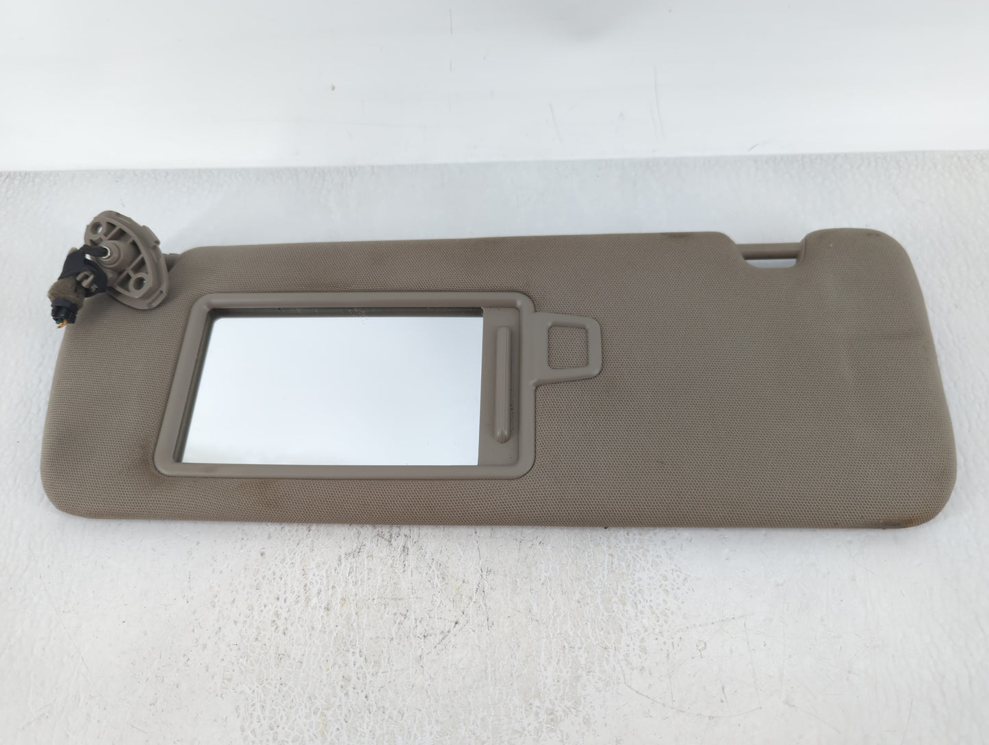 2016-2020 Kia Sorento Sun Visor Shade Replacement Driver Left Mirror Fits Fits 2016 2017 2018 2019 2020 OEM Used Auto Parts 
